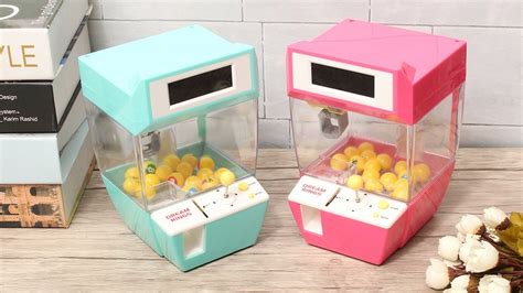 best mini claw machine.